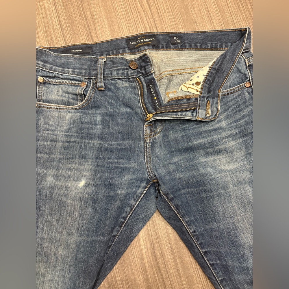 Lucky Brand Light Blue Denim Jeans